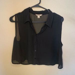 Decree Cropped Button Up